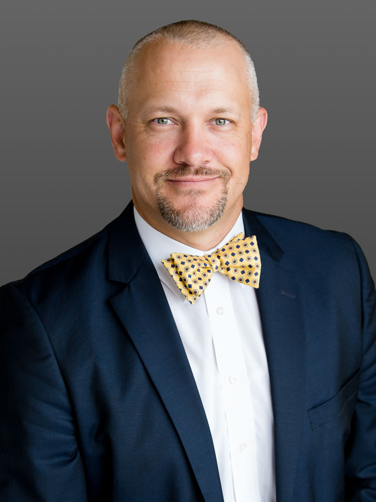 Robert J. Isaak